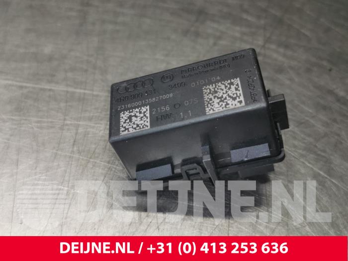 Audi A6 Modul keyless vehicle O111158