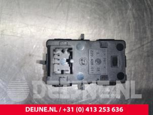 Audi A6 Module keyless vehicle O111158 foto 3