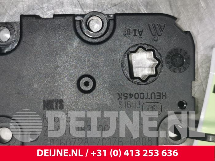 Audi A6 Heizventil Motor O111154