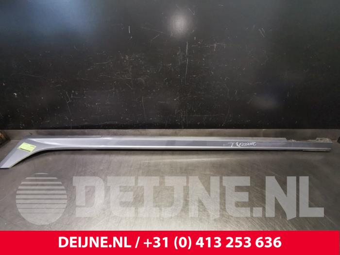 Audi A6 Seitenschürze links O111143