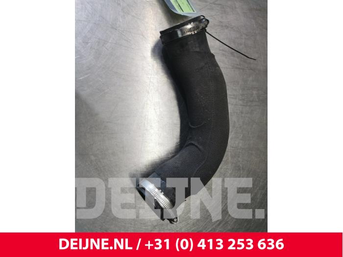Gebruikte Intercooler Slang Audi A6 Avant (C7) 3.0 TDI V6 24V Quattro Prijs € 45,00 Margeregeling aangeboden door van Deijne Onderdelen Uden B.V.