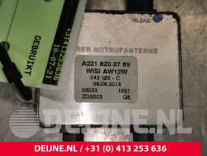Gebruikte Antenne (diversen) Mercedes S (222.0/222.1) 3.0 S-500 Plug-in Hybrid, S-500 e 24V Prijs € 20,00 Margeregeling aangeboden door van Deijne Onderdelen Uden B.V.