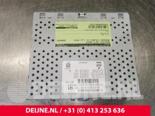 Mercedes S-Klasse Regelunit Multi Media O111230 foto 3