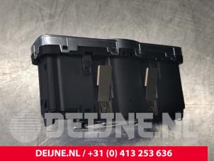 Mercedes S-Klasse Light switch O111296 photo 2