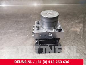 Volkswagen Crafter ABS pump O111479 photo 3