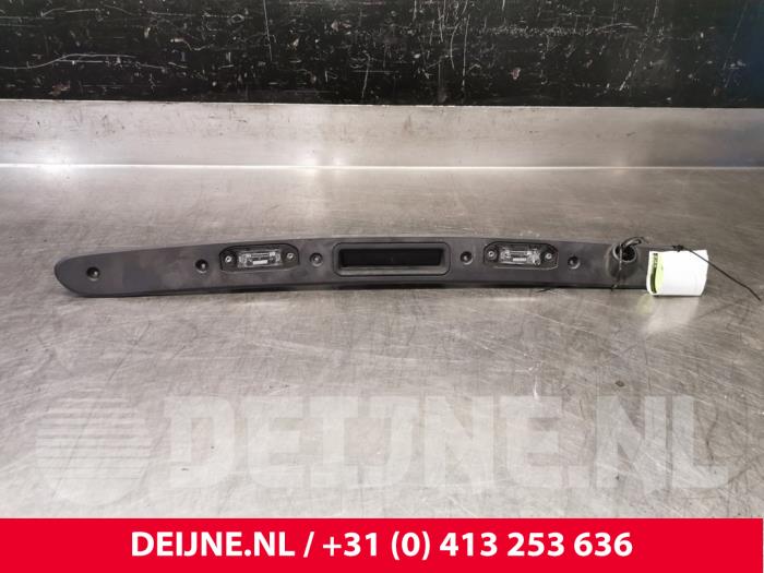 Volvo S60 Tailgate handle O111529