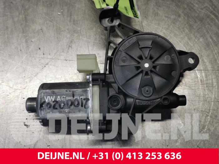 Volkswagen Crafter Door window motor O111555