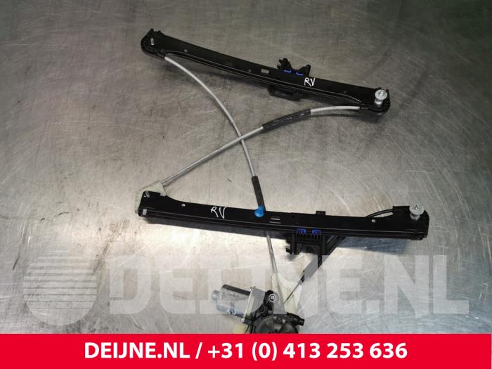 Audi A3 Window mechanism 4-door, front right O111600