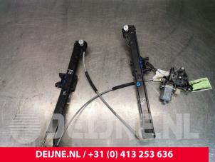 Audi A3 Ruitmechaniek 4Deurs rechts-voor O111600 foto 2