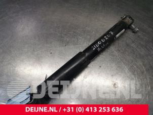 Volkswagen Crafter Stoßdämpfer links hinten O111701 foto 3