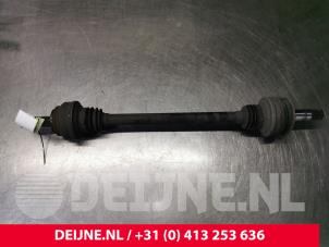 Gebruikte Aandrijfas rechts-achter Mercedes S (222.0/222.1) 3.0 S-500 Plug-in Hybrid, S-500 e 24V Prijs € 120,00 Margeregeling aangeboden door van Deijne Onderdelen Uden B.V.