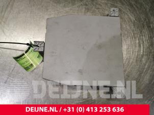 Gebruikte Comfort Module Mercedes S (222.0/222.1) 3.0 S-500 Plug-in Hybrid, S-500 e 24V Prijs € 120,00 Margeregeling aangeboden door van Deijne Onderdelen Uden B.V.