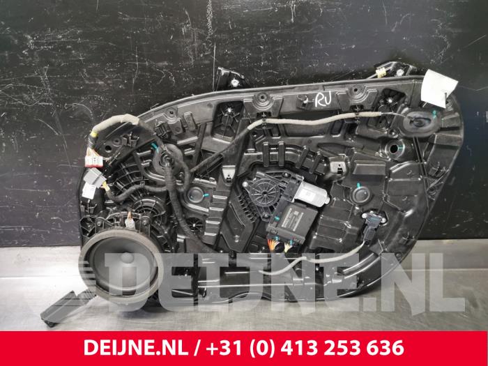 Volvo XC60 Ruitmechaniek 4Deurs rechts-voor O111830