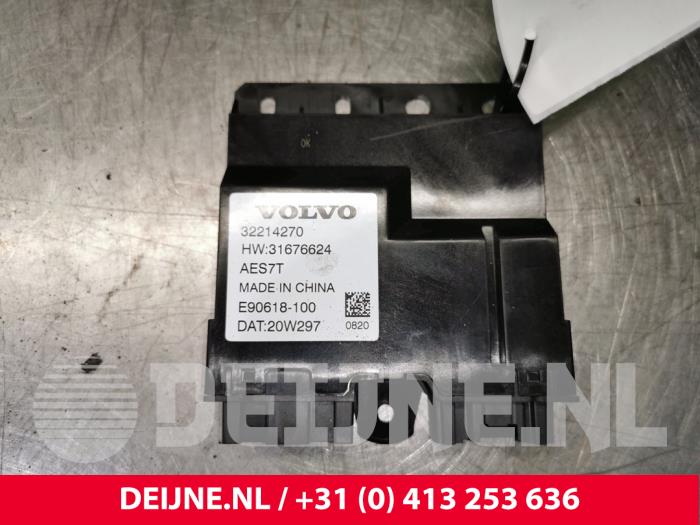Volvo XC60 Module tailgate motor O111843