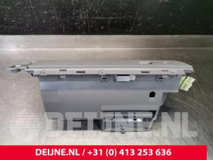 Volkswagen Crafter Glovebox O111927 photo 3