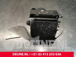 Gebruikte ABS Pomp Fiat Punto Evo (199) 1.2 Euro 4 Prijs € 70,00 Margeregeling aangeboden door van Deijne Onderdelen Uden B.V.