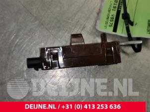 Volvo XC60 Antenna Amplifier O111934 photo 2