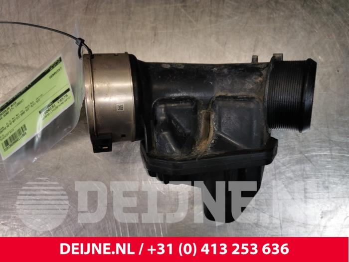 Intercooler Buis Volvo XC60 II (UZ), 2017 2.0 B4 16V Plug-in Hybrid, SUV, Elektrisch Benzine, 1.969cc, 250kW (340pk), FWD, B4204T46, 2021-01 / 2022-12 (Gebruikt)