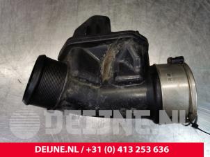 Volvo XC60 Intercooler Buis O111969 foto 3