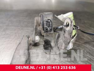 Mercedes S-Klasse Xenon Höhenregler O111996 foto 3