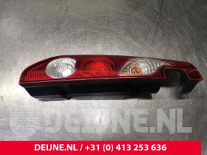 Renault Kangoo Rücklicht links O112010 foto 3