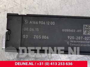 Mercedes S-Klasse Antennenverstärker O112053 foto 3