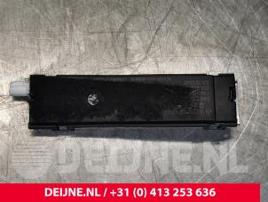 Mercedes S-Klasse Antennenverstärker O112061 foto 3