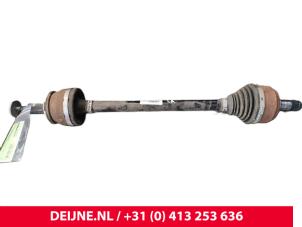 Gebruikte Steekas links-achter Volvo XC60 II (UZ) 2.0 B4 16V Plug-in Hybrid Prijs € 350,00 Margeregeling aangeboden door van Deijne Onderdelen Uden B.V.