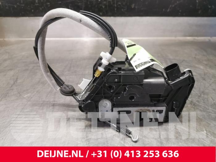 Volkswagen Amarok Türschlossmechanik 4-türig rechts vorne O112222