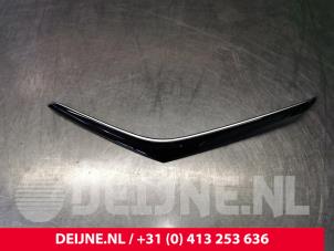 Gebruikte Sierstrip Mercedes S (222.0/222.1) 3.0 S-500 Plug-in Hybrid, S-500 e 24V Prijs € 150,00 Margeregeling aangeboden door van Deijne Onderdelen Uden B.V.