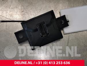 Gebruikte Computer Diversen Mercedes S (222.0/222.1) 3.0 S-500 Plug-in Hybrid, S-500 e 24V Prijs € 60,00 Margeregeling aangeboden door van Deijne Onderdelen Uden B.V.