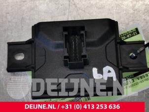 Gebruikte Computer Diversen Mercedes S (222.0/222.1) 3.0 S-500 Plug-in Hybrid, S-500 e 24V Prijs € 60,00 Margeregeling aangeboden door van Deijne Onderdelen Uden B.V.