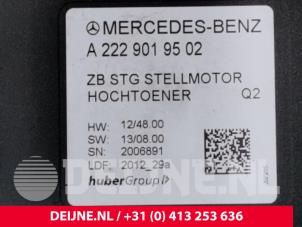 Mercedes S-Klasse Computer Diversen O112371 foto 3