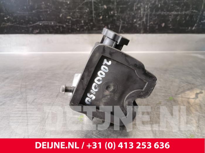 Stuurbekrachtiging Pomp van een Mercedes-Benz Vito (639.6) 2.2 115 CDI 16V 2006