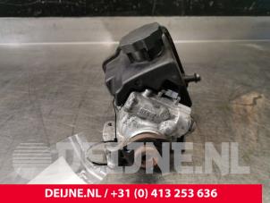 Gebruikte Stuurbekrachtiging Pomp Mercedes Vito (639.6) 2.2 115 CDI 16V Prijs € 72,60 Inclusief btw aangeboden door van Deijne Onderdelen Uden B.V.