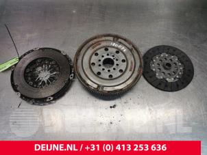 Volvo V70 Clutch kit (complete) O112526 photo 2
