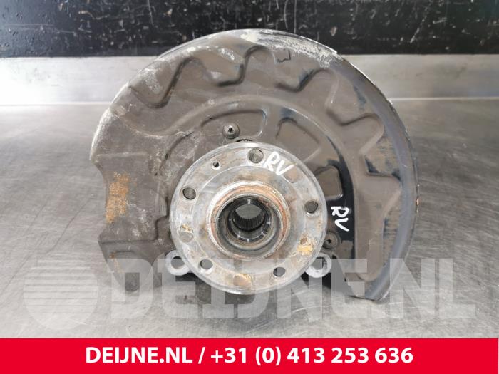 Audi A3 Fusee rechts-voor O112580