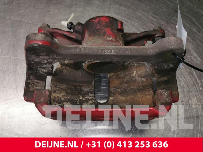 Audi A3 Remklauw (Tang) links-voor O112645