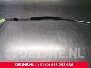 Gebruikte Schakelkabel Versnellingsbak Audi A3 Sportback (8VA/8VF) 2.0 TDI 16V Quattro Prijs € 30,00 Margeregeling aangeboden door van Deijne Onderdelen Uden B.V.