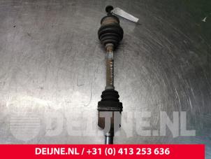Volvo V50 Aandrijfas links-voor O112779 foto 2