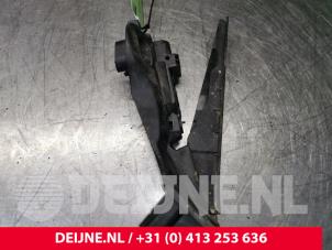 Volkswagen Caddy Accelerator pedal O112788 photo 4