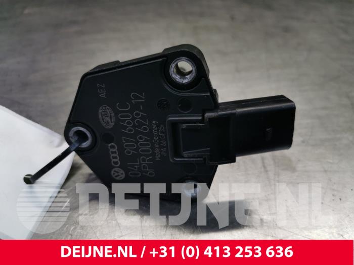 Gebruikte Oliepeil sensor Audi A3 Sportback (8VA/8VF) 2.0 TDI 16V Quattro Prijs € 25,00 Margeregeling aangeboden door van Deijne Onderdelen Uden B.V.