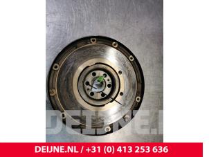 Gebruikte Vliegwiel dubbele massa Volvo S40 (MS) 1.8 16V Prijs € 75,00 Margeregeling aangeboden door van Deijne Onderdelen Uden B.V.