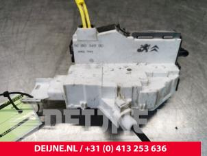 Peugeot Expert Türschlossmechanik 2-türig rechts O113206 foto 2