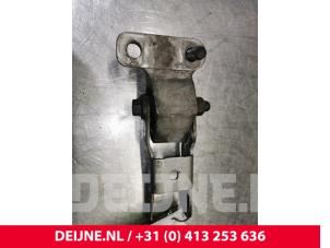 Volvo XC90 Engine mount O113492 photo 2