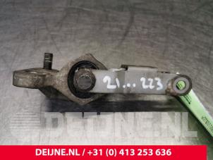 Volvo XC90 Engine mount O113492 photo 3