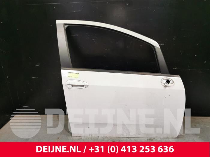Fiat Punto Evo Portier 4Deurs rechts-voor O113531