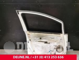 Fiat Punto Evo Portier 4Deurs links-voor O113533 foto 2