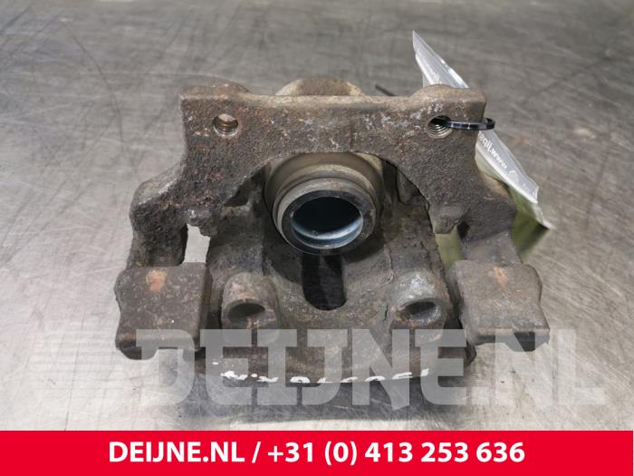 BMW 3-Serie Remklauw (Tang) rechts-achter O113642