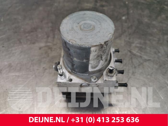 Gebruikte ABS Pomp Fiat Scudo (270) 2.0 D Multijet Prijs € 151,25 Inclusief btw aangeboden door van Deijne Onderdelen Uden B.V.